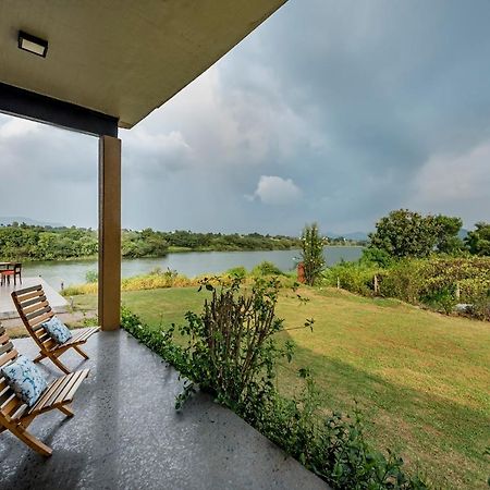 Saffronstays Rose Vineyard By The Lake, Nashik Extérieur photo
