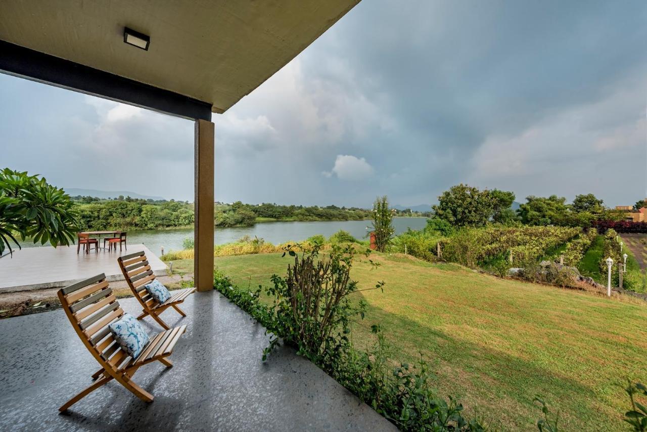 Saffronstays Rose Vineyard By The Lake, Nashik Extérieur photo