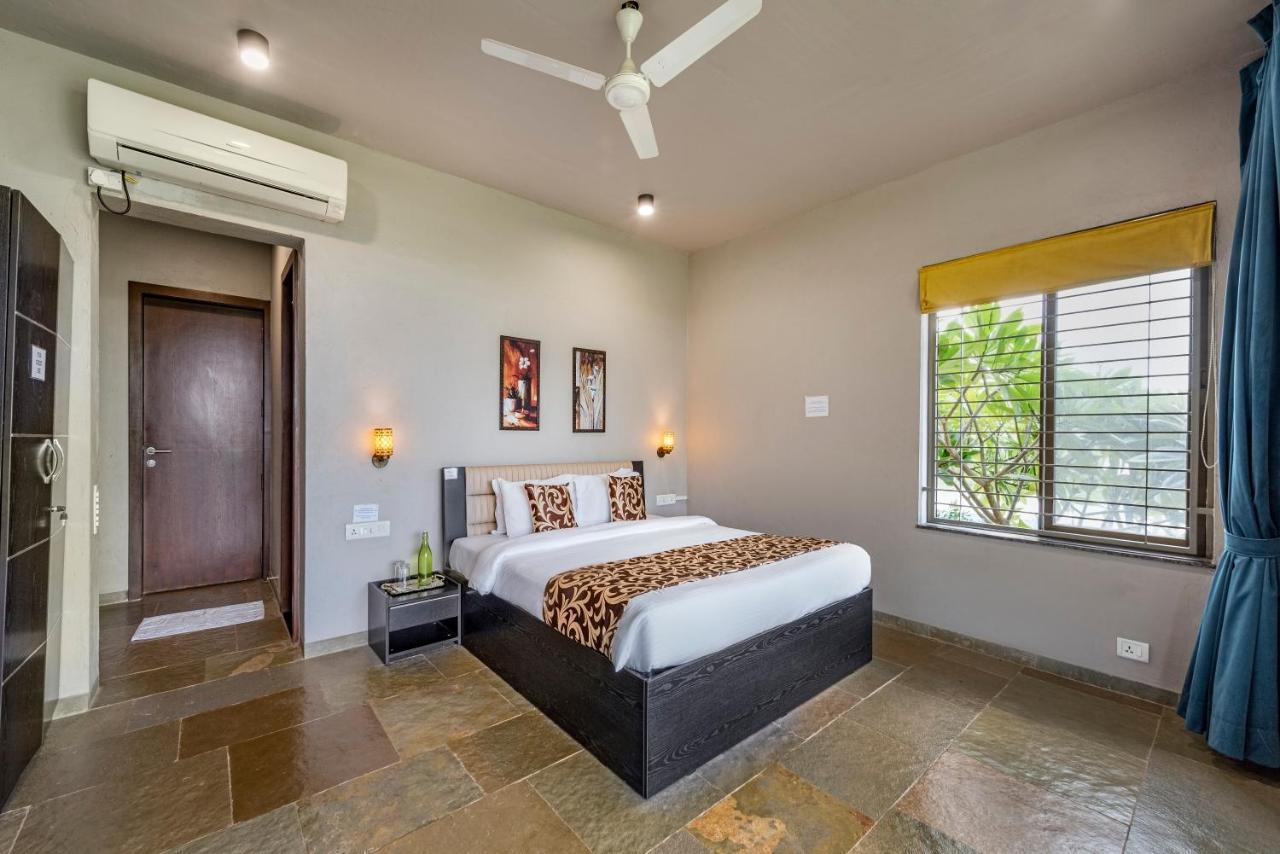 Saffronstays Rose Vineyard By The Lake, Nashik Extérieur photo